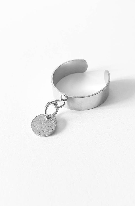 Bague pampille ronde martelée