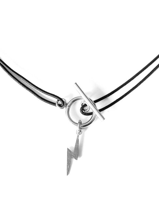 Collier coulissant éclair et toggle