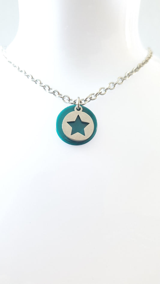 Collier pendentif étoile pour femme, Acier Inoxydable, coquille vernie verte, idée cadeau femme jeune ado, anniversaire